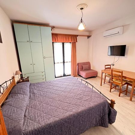 Апартаменты Delizioso Vintage Con Terrazo Фрозиноне Экстерьер фото